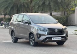 
										TOYOTA INNOVA CRYSTA Z MT 2.8 full									