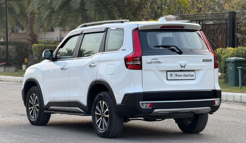 
								MAHINDRA SCORPIO-N Z8 AT 4X2 full									