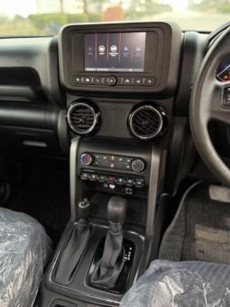 
										MAHINDRA THAR 4X4 AT full									