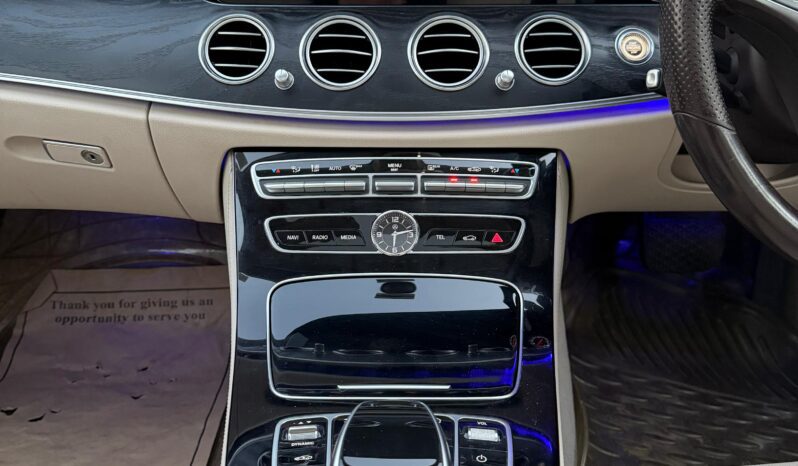 
								MERCEDES-BENZ E350D full									