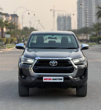 TOYOTA HILUX 4X4 AT