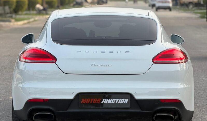 
								PORSCHE PANAMERA 3.0 full									