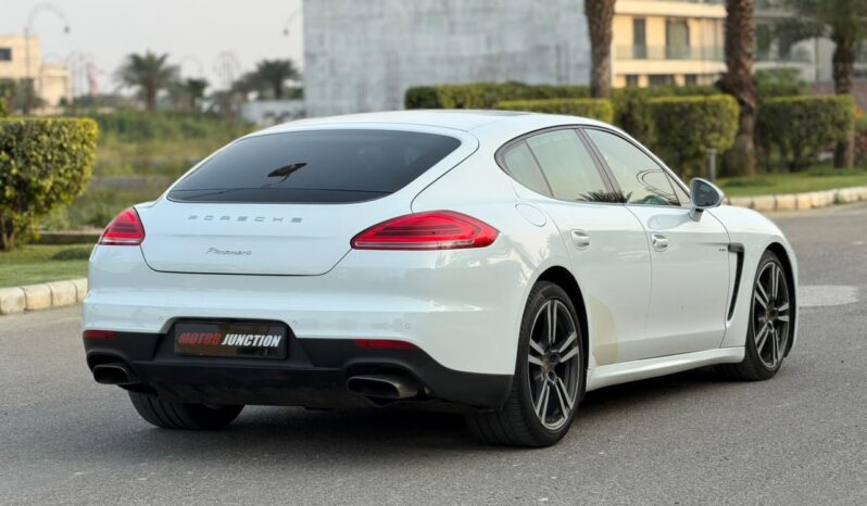 
								PORSCHE PANAMERA 3.0 full									