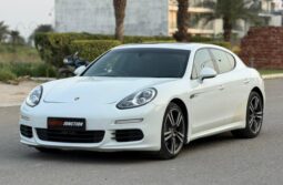 
										PORSCHE PANAMERA 3.0 full									