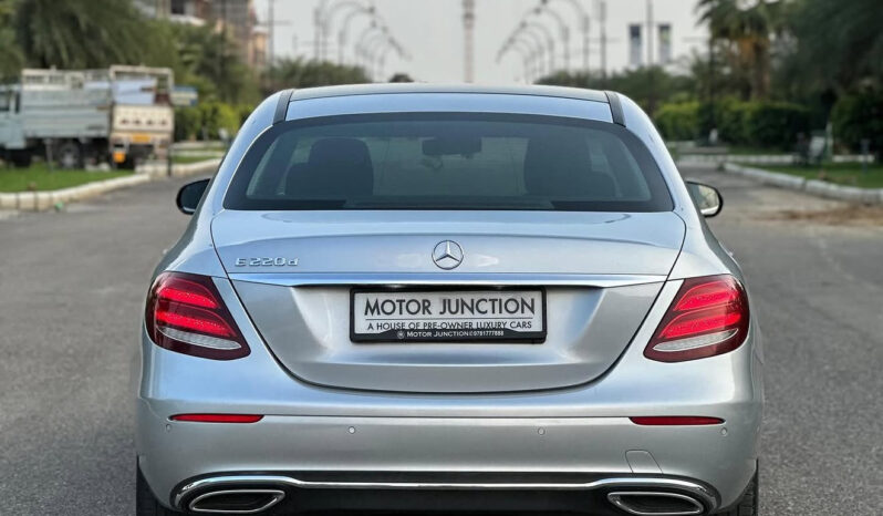 
								MERCEDES-BENZ E220D full									