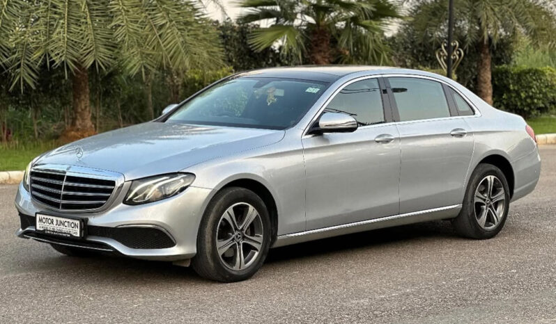 
								MERCEDES-BENZ E220D full									