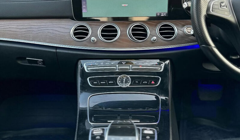
								MERCEDES-BENZ E220D full									