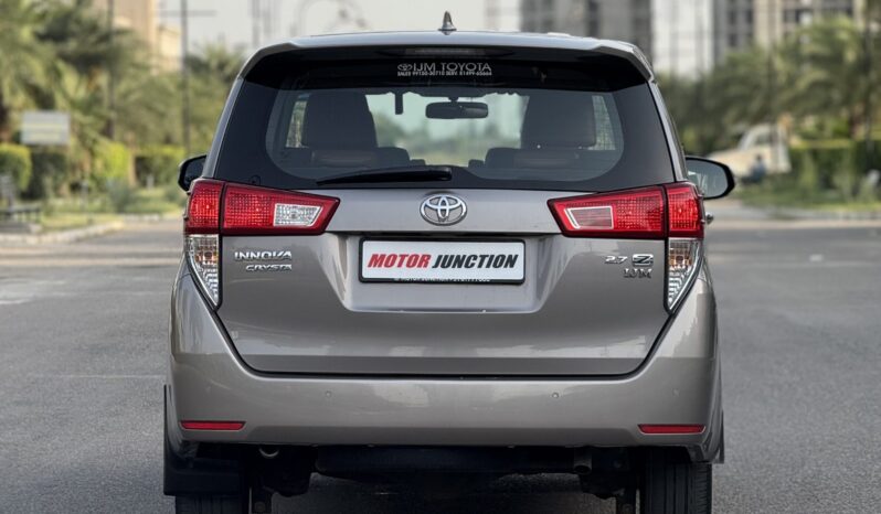 
								TOYOTA INNOVA CRYSTA 2.7 Z full									